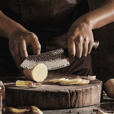 Profesionalni nož Santoku C62, 67-slojno damast jeklo, 19.3 cm