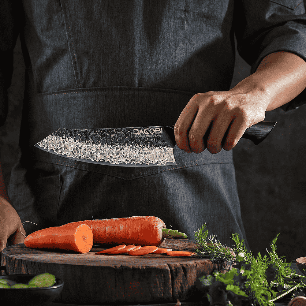 Profesionalni nož Santoku C62, 67-slojno damast jeklo, 19.3 cm